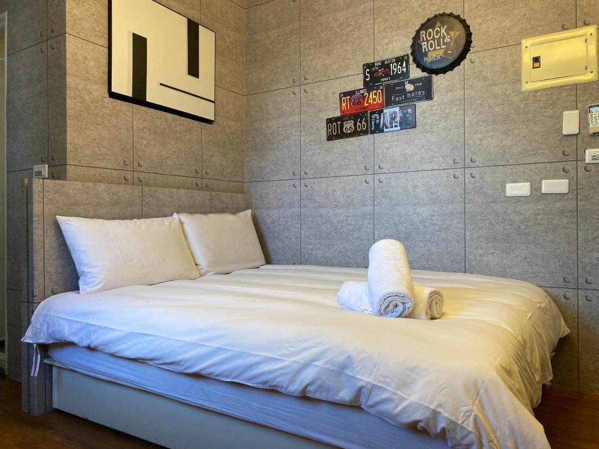 逢甲住宿 無接觸 自助入住 Taichung Exterior foto